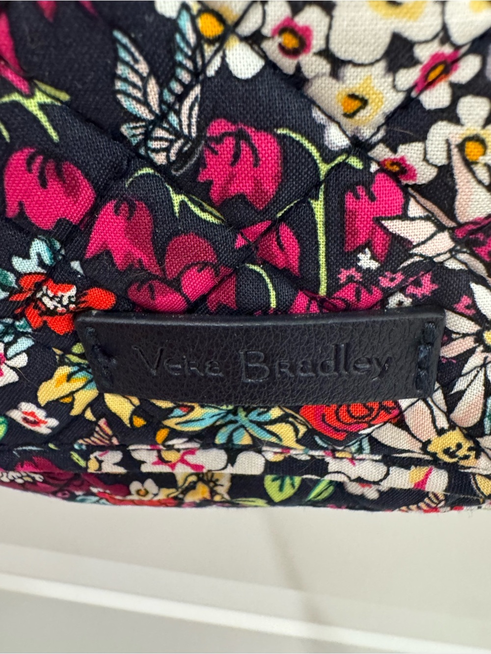 NWT Vera Bradley RFID Mini Hipster in Itsy Ditsy - Retired - Picture 6 of 7